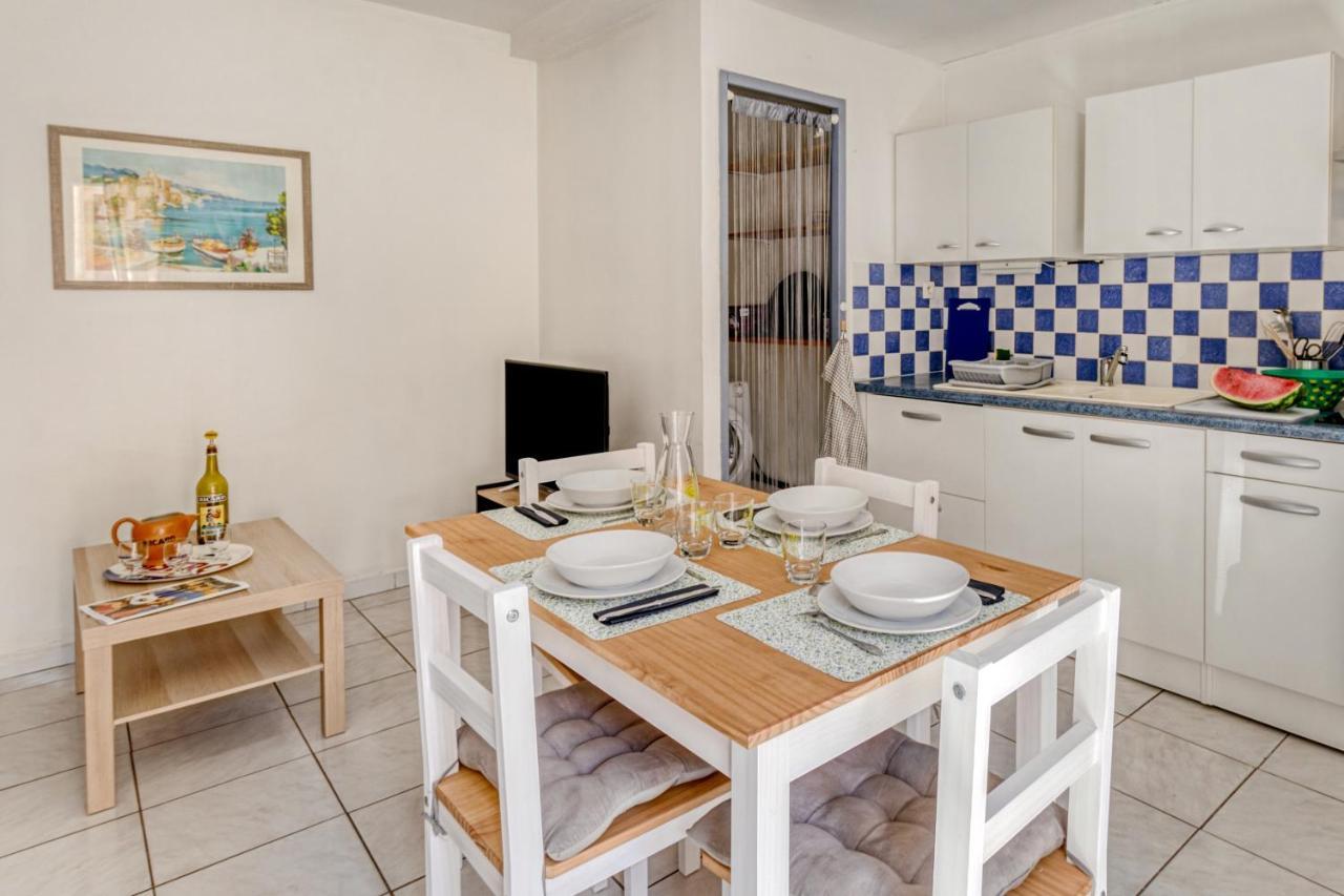 Apartment Cyrnos *
